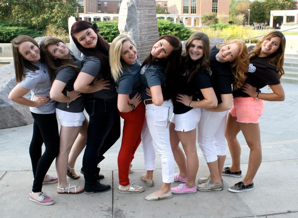 Sophs_--_Black_-_Grey_shirts.jpg