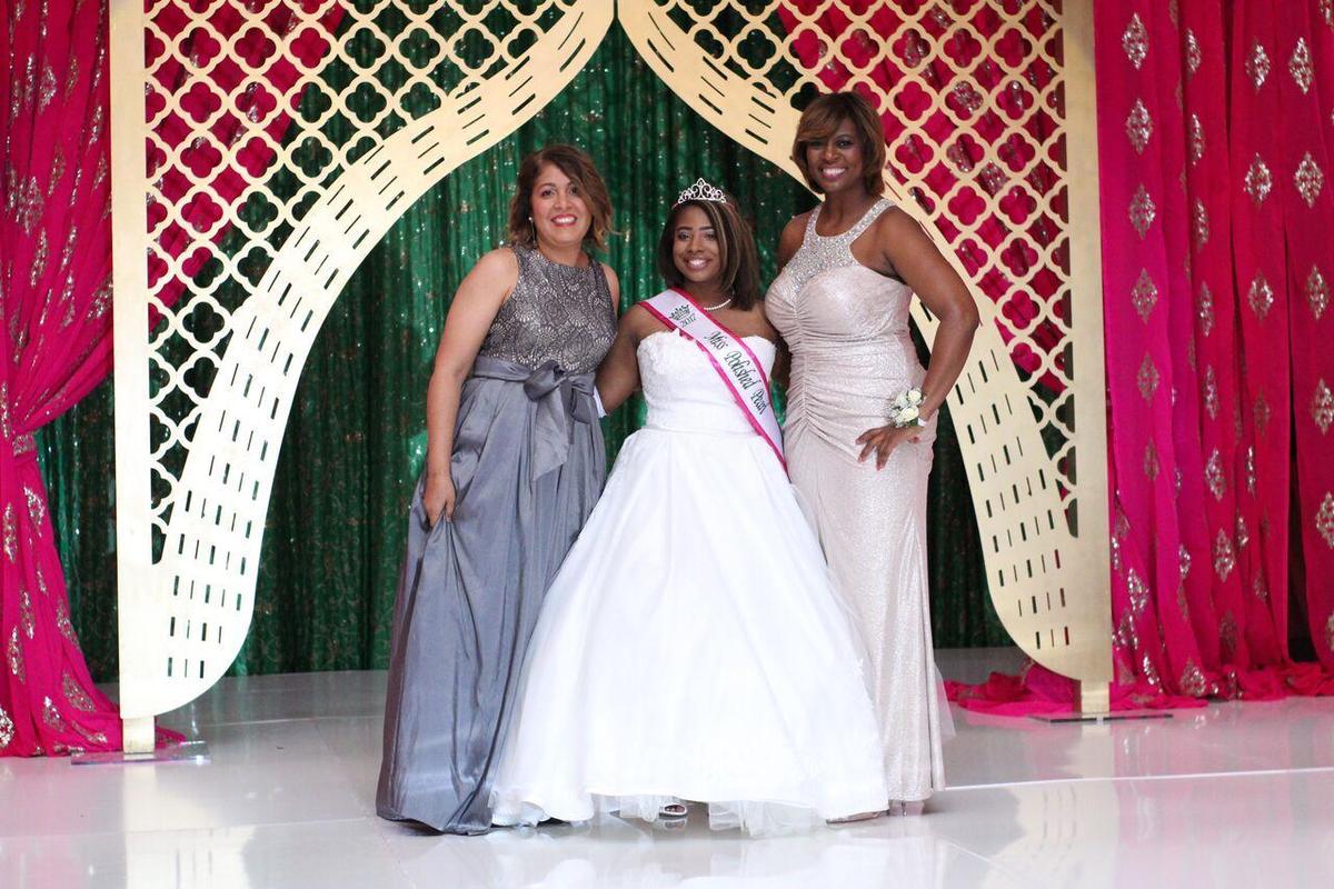 Alpha Kappa Alpha Sorority Incorporated Chi Zeta Omega DEBUTANTE BALL